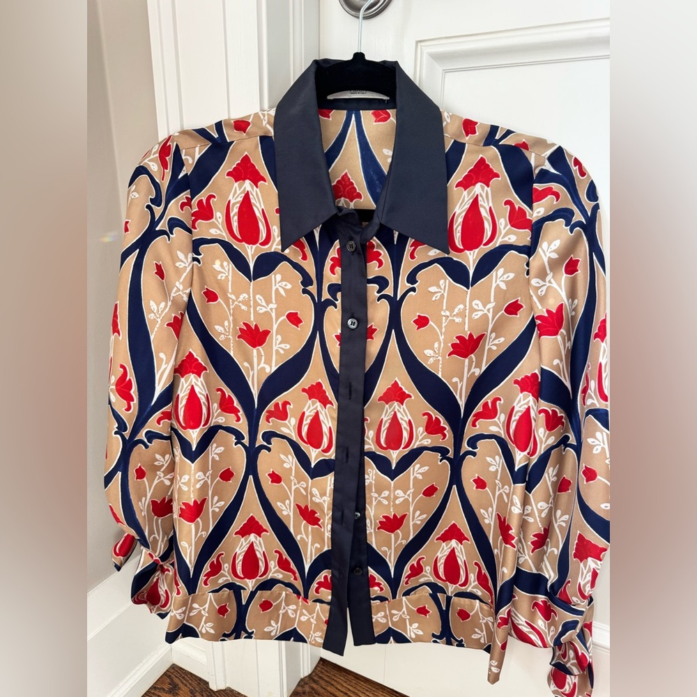 Prada Navy floral silk blouse size 38 small med